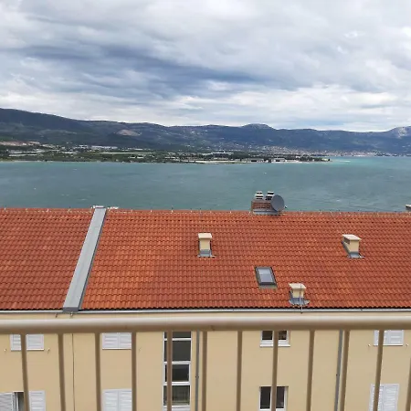 Apartament Quattro *