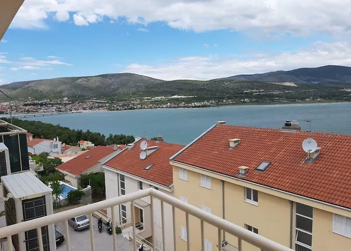 Apartment Quattro Trogir